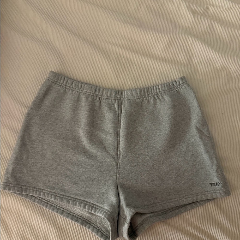 TNA Cozy Sweatfleece Shorts in Light Gray